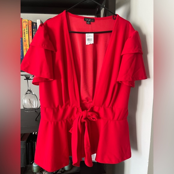 NWT Blouse Tiered Sleeve Tie Front Peplum- Red  Pit to pit 24 inches. 🌹🌹 - Picture 5 of 7